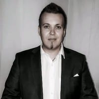 Pitkospuu Referenssit Paavo Carelia Grill